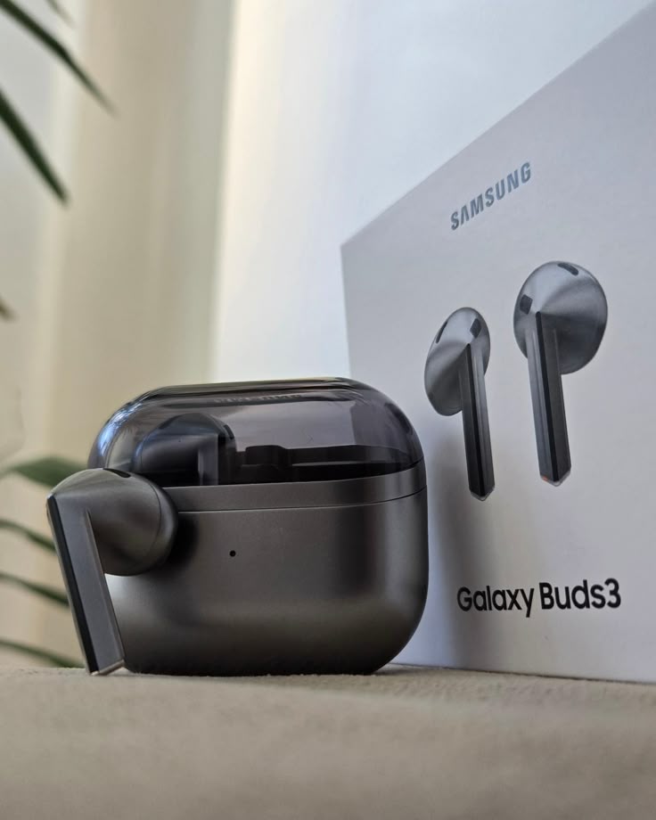 Galaxy Airbuds 3 Pro – True Wireless Bluetooth Earbuds
